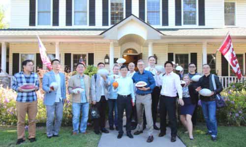 A gathering of people at the 2016 US-China diplomatic dialogue